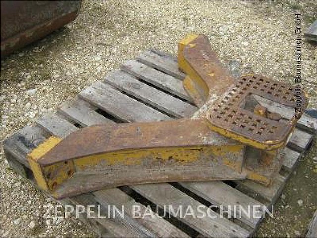 CATERPILLAR ZUGHAKEN D6N Photo