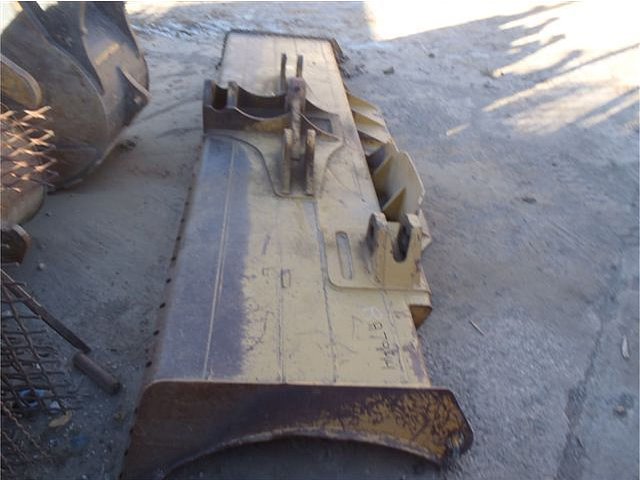 CATERPILLAR D6M