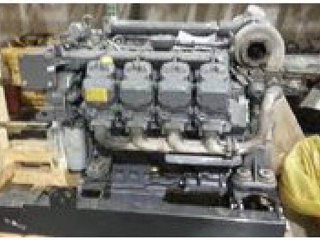 DEUTZ TCD2015V08 Photo