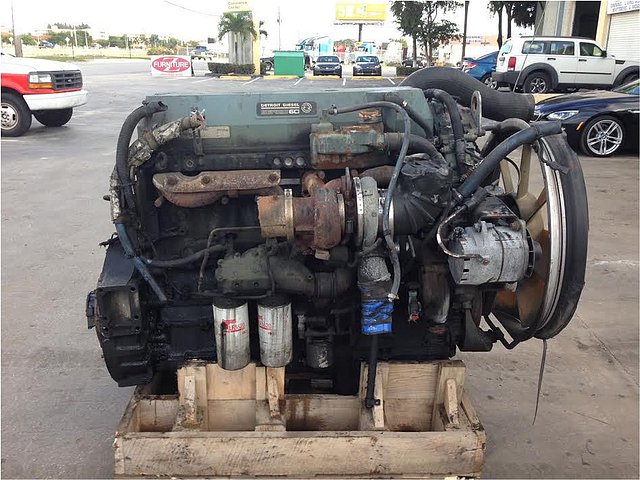 DETROIT DIESEL SERIES 60 DDEC IV 47 Photo