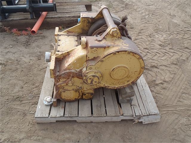 CATERPILLAR D5M/D6M/D6N Photo