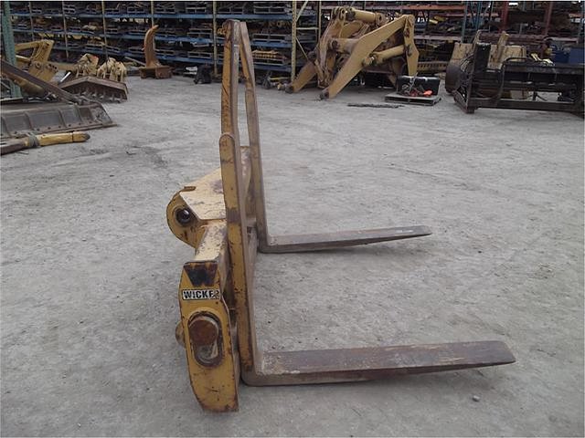 CATERPILLAR 928G Photo