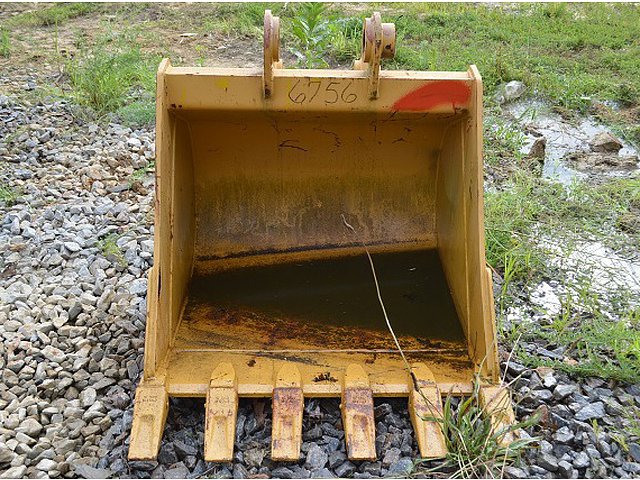 CATERPILLAR 311B Photo
