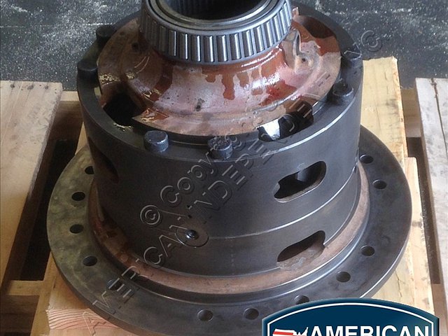 CATERPILLAR 651B Photo