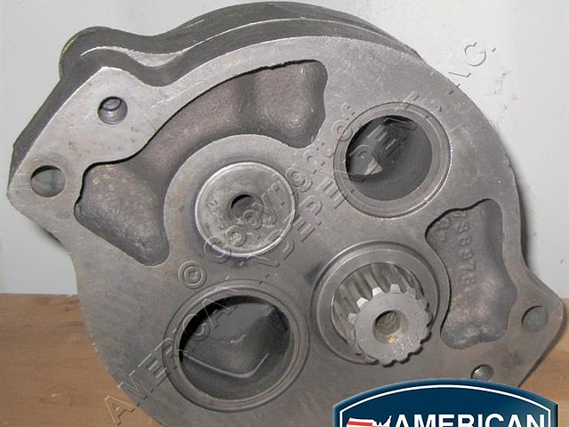 CATERPILLAR 651B Photo