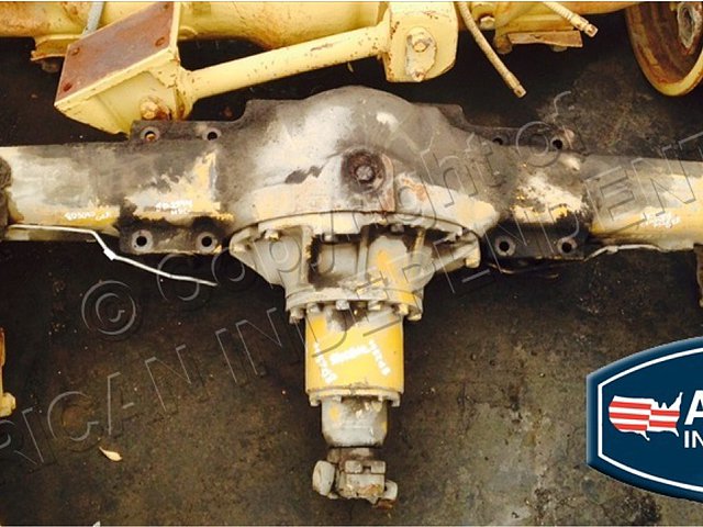 CATERPILLAR 613B Photo