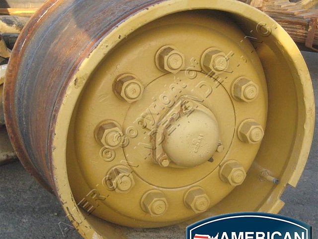 CATERPILLAR 660B Photo