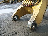 CATERPILLAR 235B Photo #3