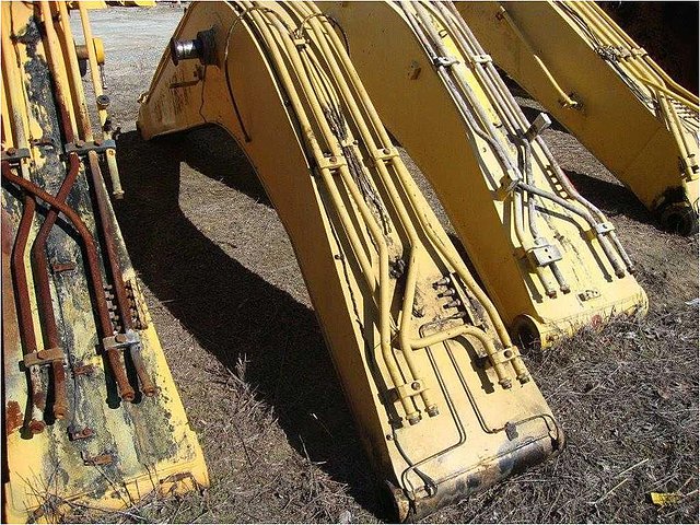 CATERPILLAR E120B Photo