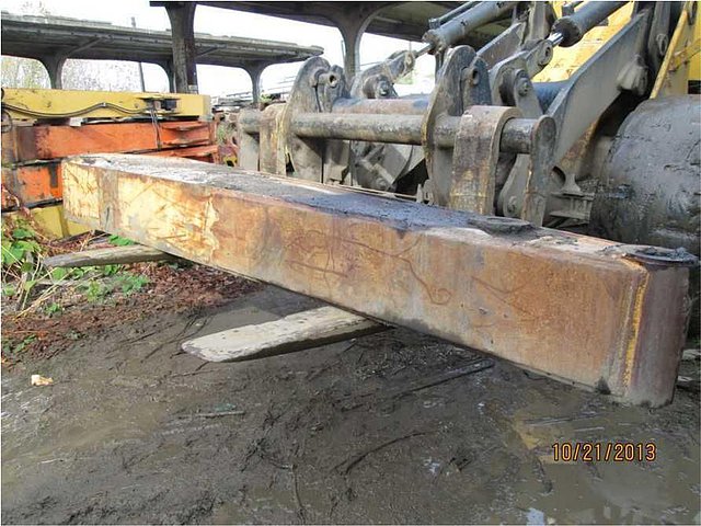 CATERPILLAR 350L Photo