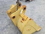 CATERPILLAR E120B Photo #2