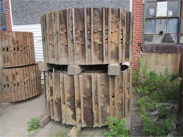 CATERPILLAR 245B Photo