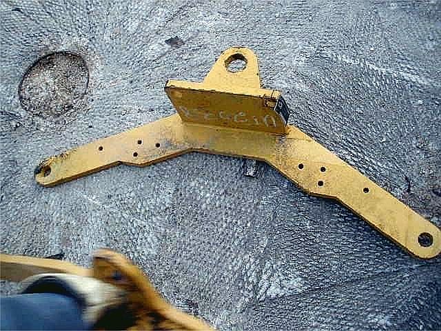 CATERPILLAR 140H Photo