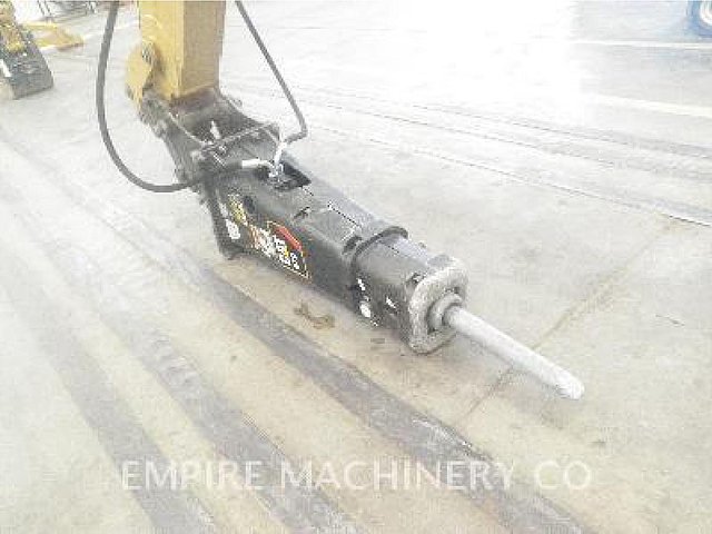 CATERPILLAR H70 Photo