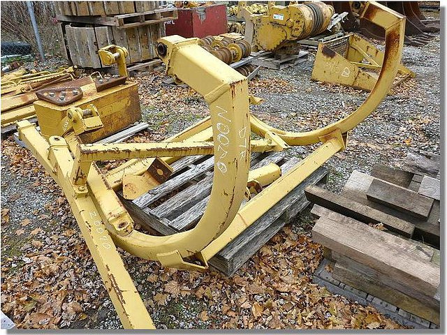 CATERPILLAR D7R Photo