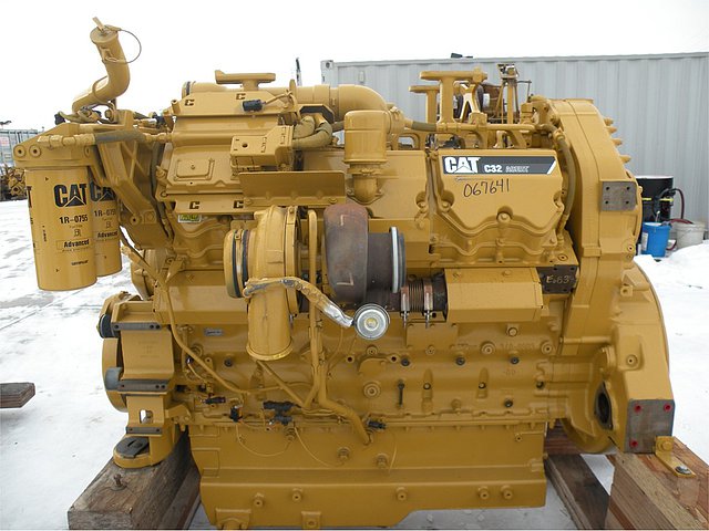 CATERPILLAR 777 Photo