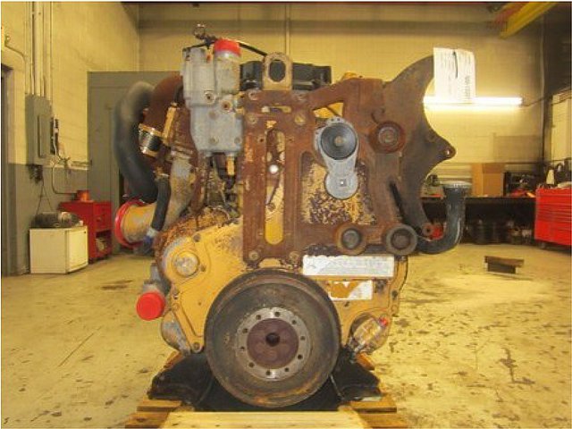 CATERPILLAR C13 ACERT Photo