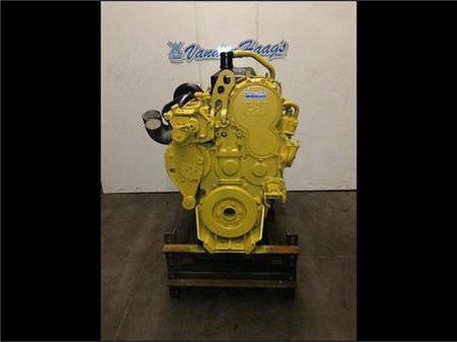 CATERPILLAR C15 Photo