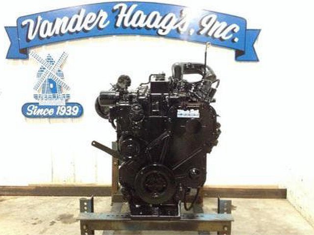 CUMMINS C8.3 Photo