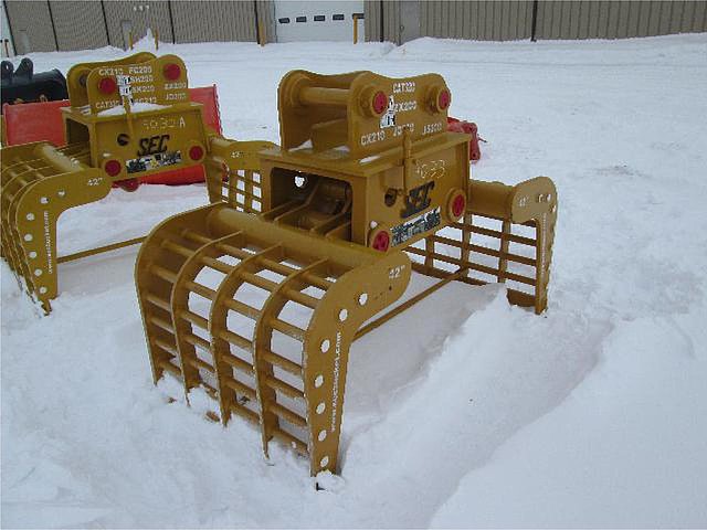 CATERPILLAR 318,320L,320BL,322L Photo