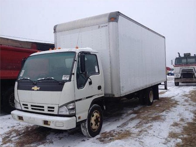 CHEVROLET W5500