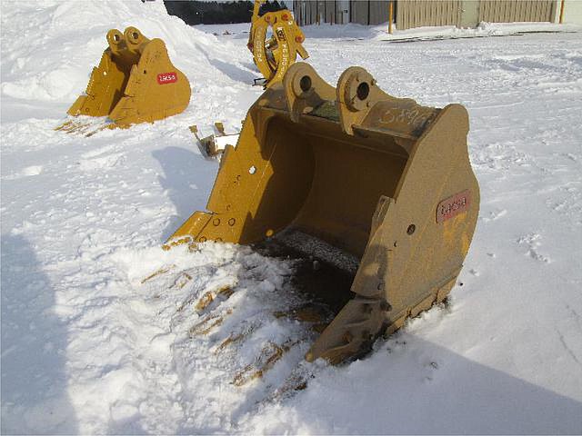 CATERPILLAR 318,320L,320BL,322L Photo