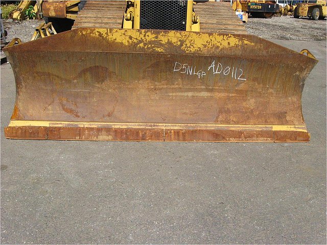 CATERPILLAR D4H Photo