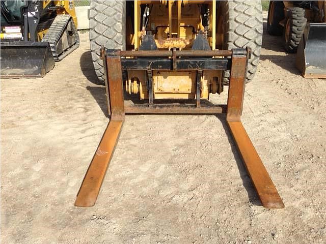 CATERPILLAR IT28 Photo
