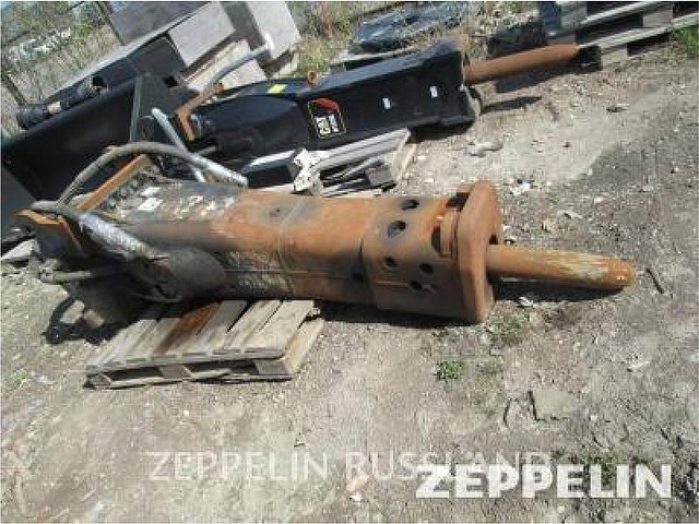 CATERPILLAR H120 Photo
