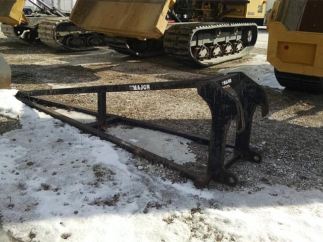 CATERPILLAR TH83 Photo