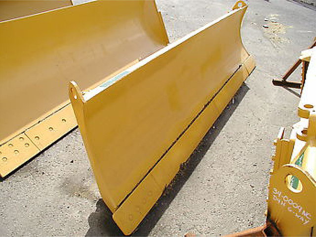 CATERPILLAR D4H Photo