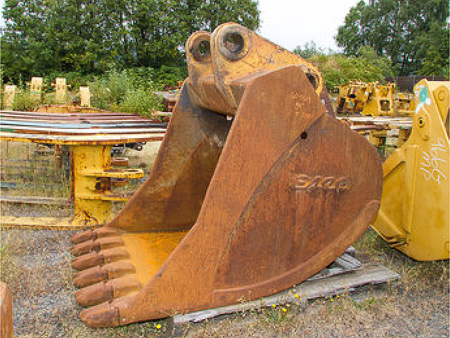 CATERPILLAR 345B Photo