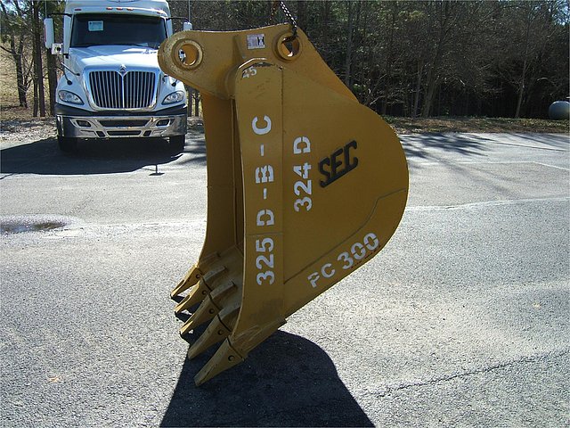 CATERPILLAR 325D Photo