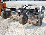 CATERPILLAR 216B Photo #5
