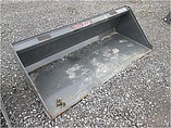 SKID STEER / SMALL TRACTORS