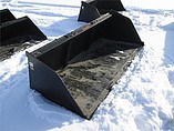 SKID STEER / SMALL TRACTORS