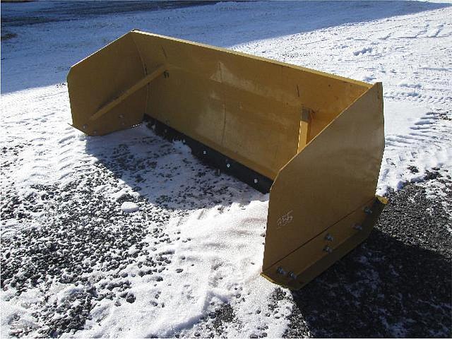 SKID STEER / SMALL TRACTORS Photo
