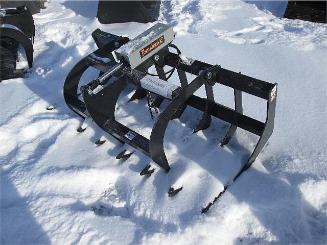 SKID STEER / SMALL TRACTORS Photo