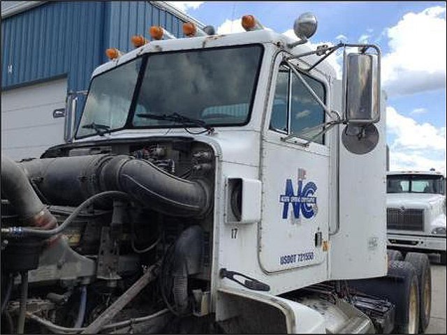 PETERBILT 377 Photo