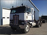 PETERBILT 352 COE