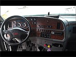 PETERBILT 387 Photo #7