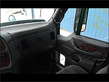 PETERBILT 387 Photo #8