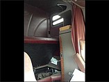 PETERBILT 387 Photo #8