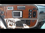 PETERBILT 386 Photo #9