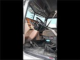PETERBILT 386 Photo #8