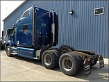 PETERBILT 387 Photo #5