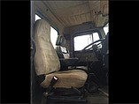 PETERBILT 377 Photo #10