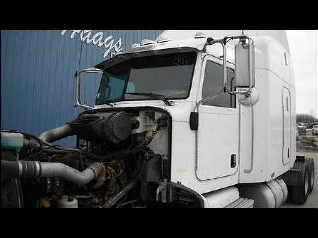 PETERBILT 386 Photo
