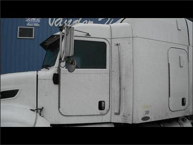 PETERBILT 386 Photo