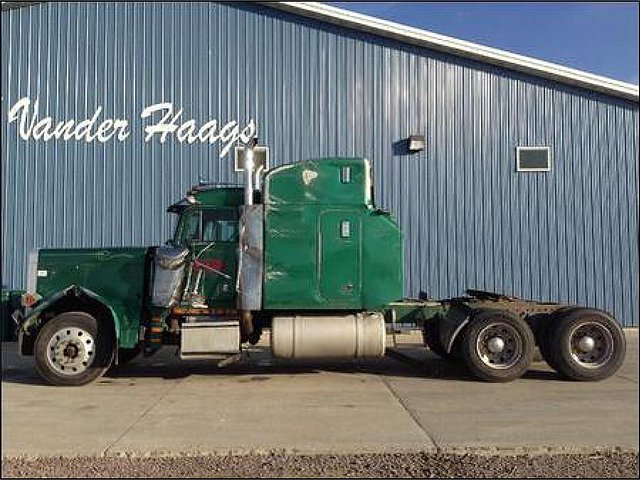 PETERBILT 379 Photo